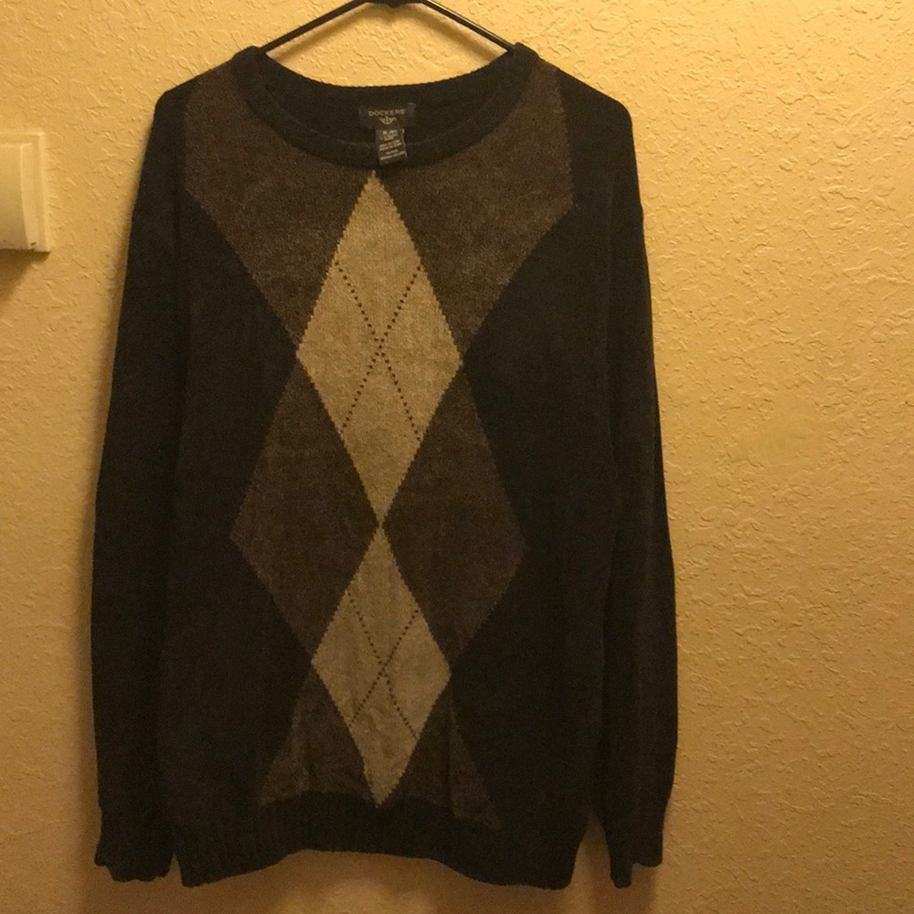 Sweater - Picture 2 of 3